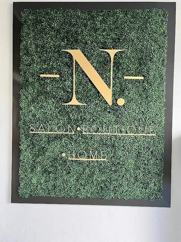 N Color — Beauty salon in Naples